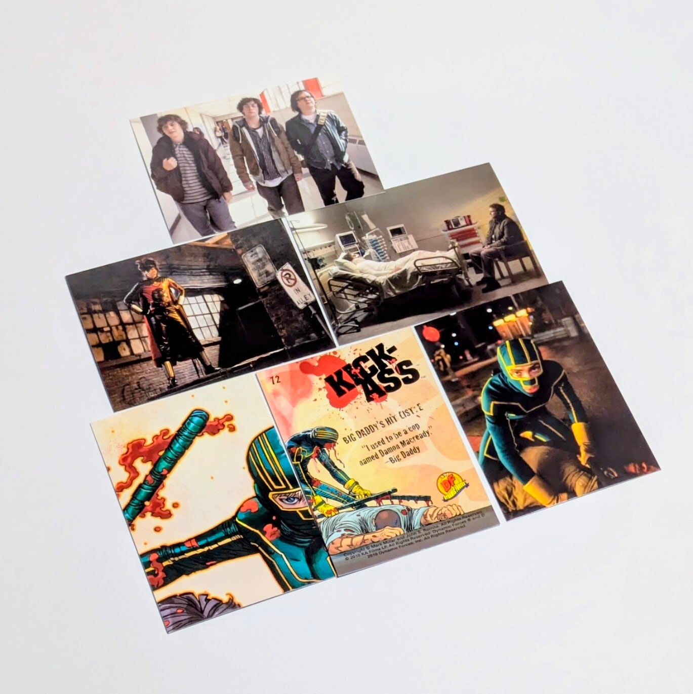 ☆送料無料!☆ VINTAGE 2010【 Kick-Ass ( キック・アス ) 】トレーディングカード / トレカ 単品 (1個= 6CARDS入)〚アメリカン雑貨 アメトイ〛