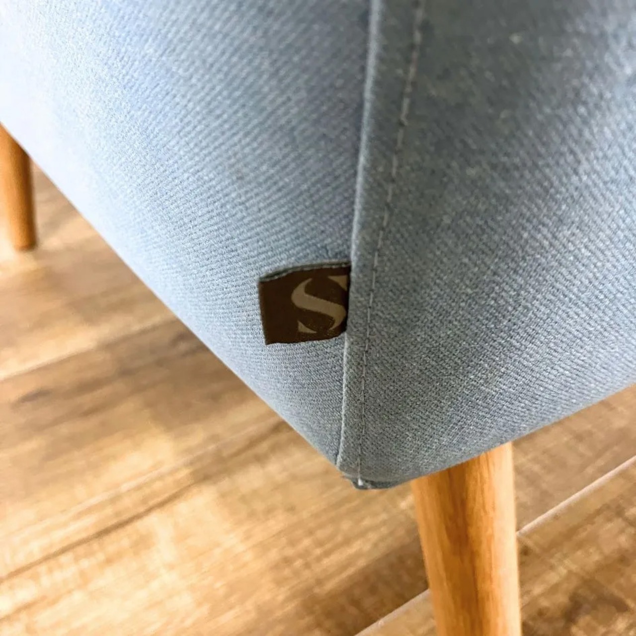 moda en casa NELLY CHAIR モーダエンカーサ ネリーチェア ブルー 【中古】【250サイズ】