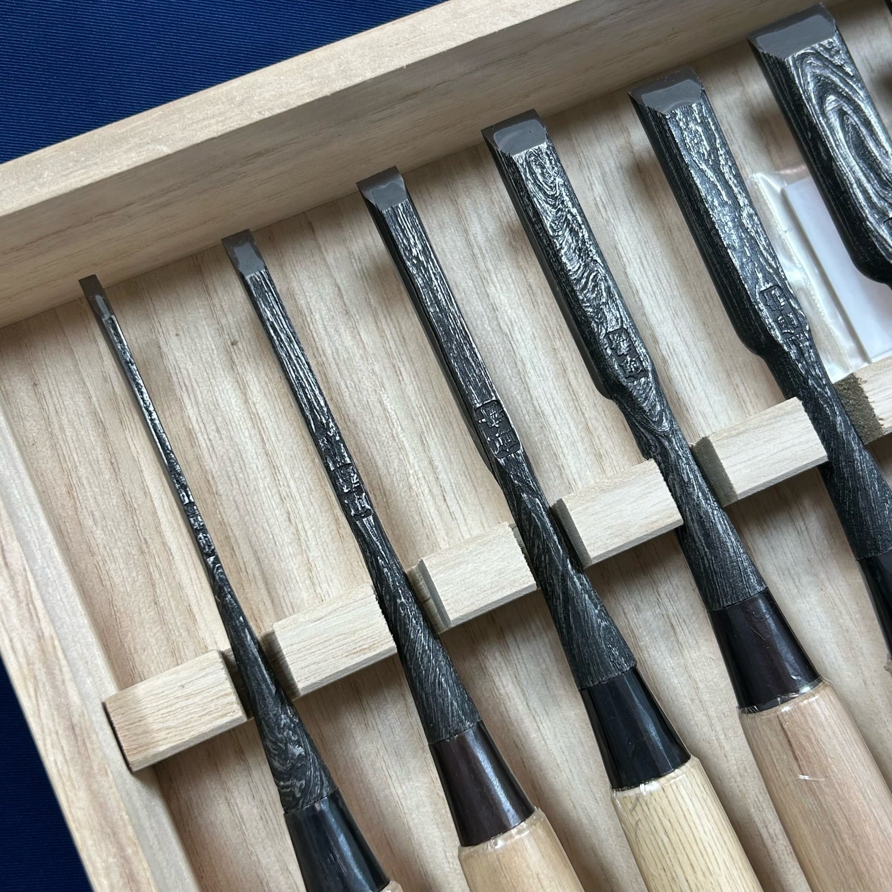 田斎道生作 古和釘還元 追入鑿 10本組 一ツ裏 白樫柄 かぶせ桐箱【新品