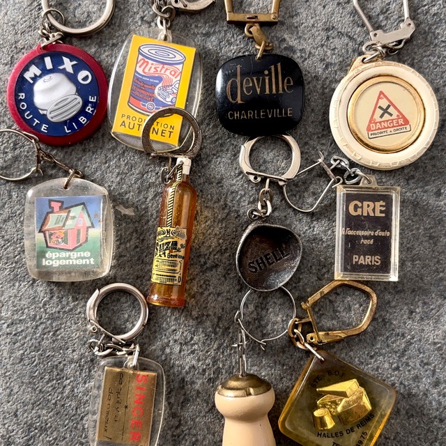 11個セット フレンチ キーホルダー フランス 雑貨 ヴィンテージ 2605026-9
