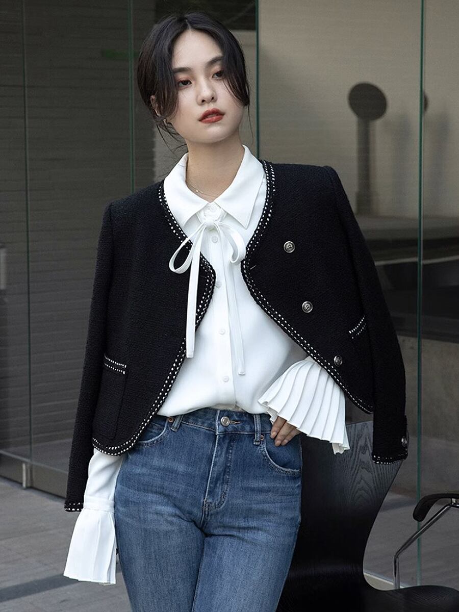 リボンプリーツカフスシャツブラウス 胸元リボン リボン ボウタイ 白