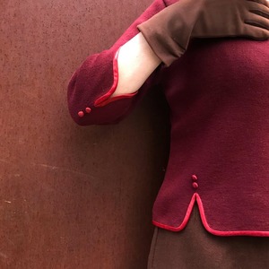 Vintage chinoiserie design knit tops