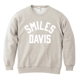 SMILES DAVIS スウェット（オートミール）