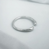 Moment / Drop Open Ring