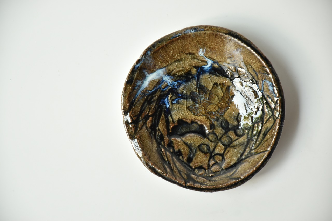 小代瑞穂窯 / 福田るい : ボタ ちぎり皿 ⑤