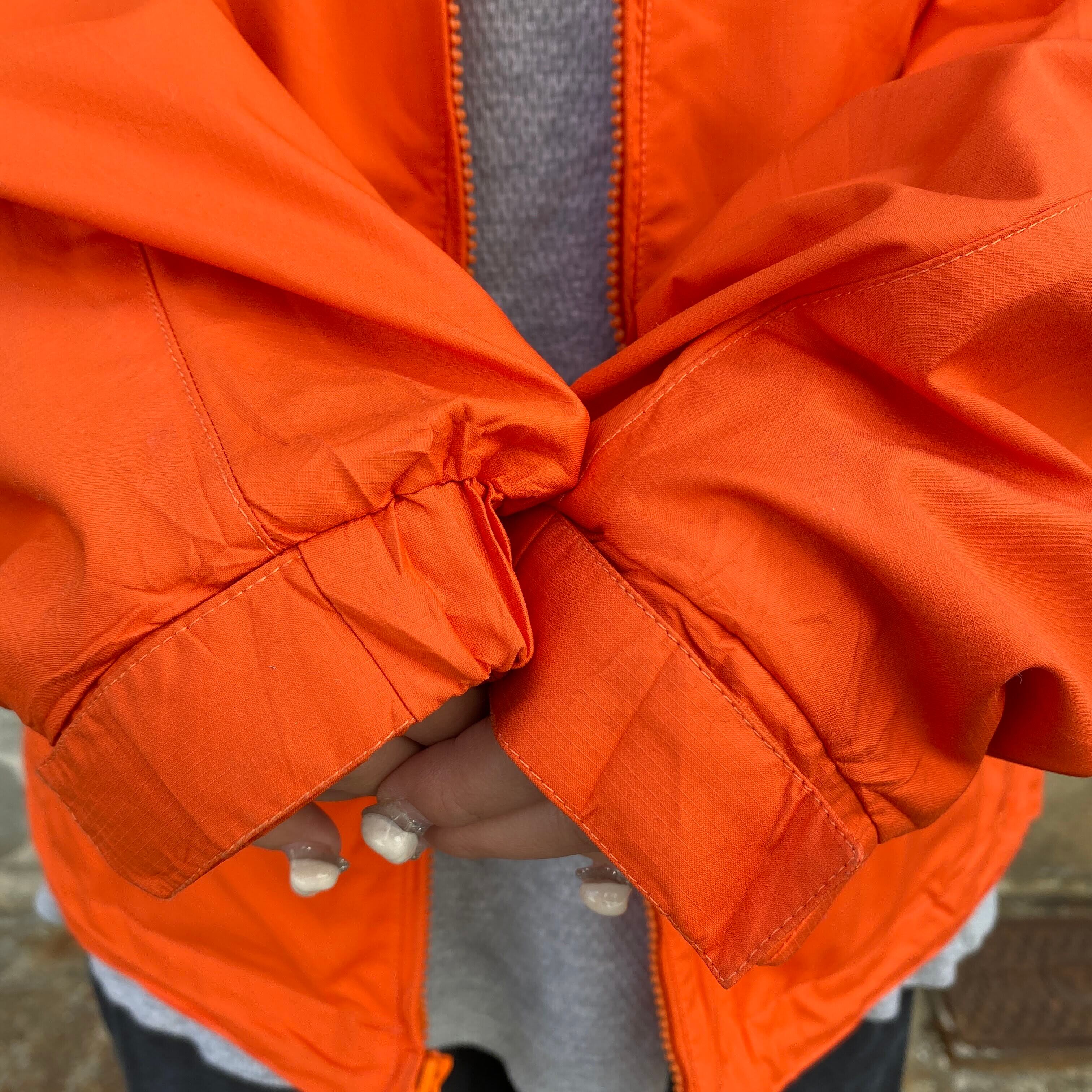 TOMMY HILFIGER トミーヒルフィガー ウインドブレーカー メンズM 古着