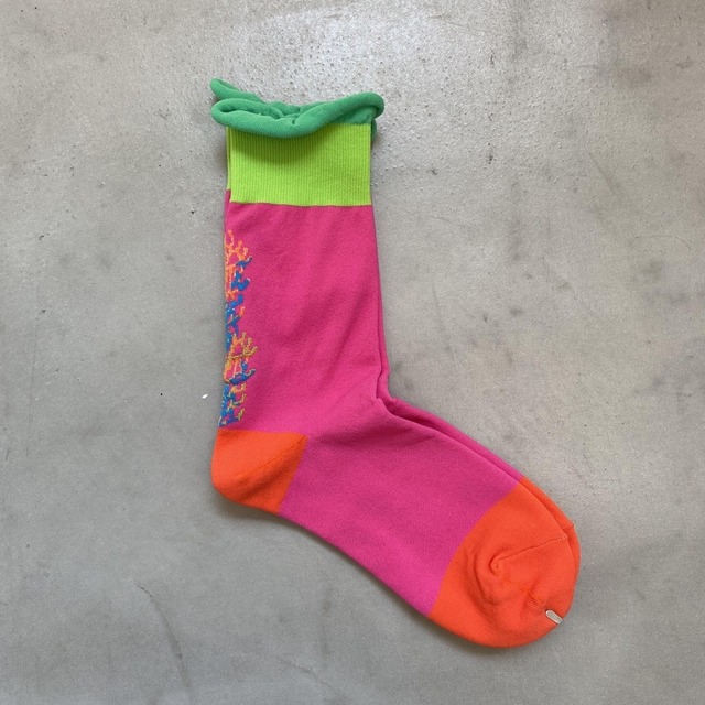 [ STAY GOLD ] Dancing Coral SOCKS / PINK