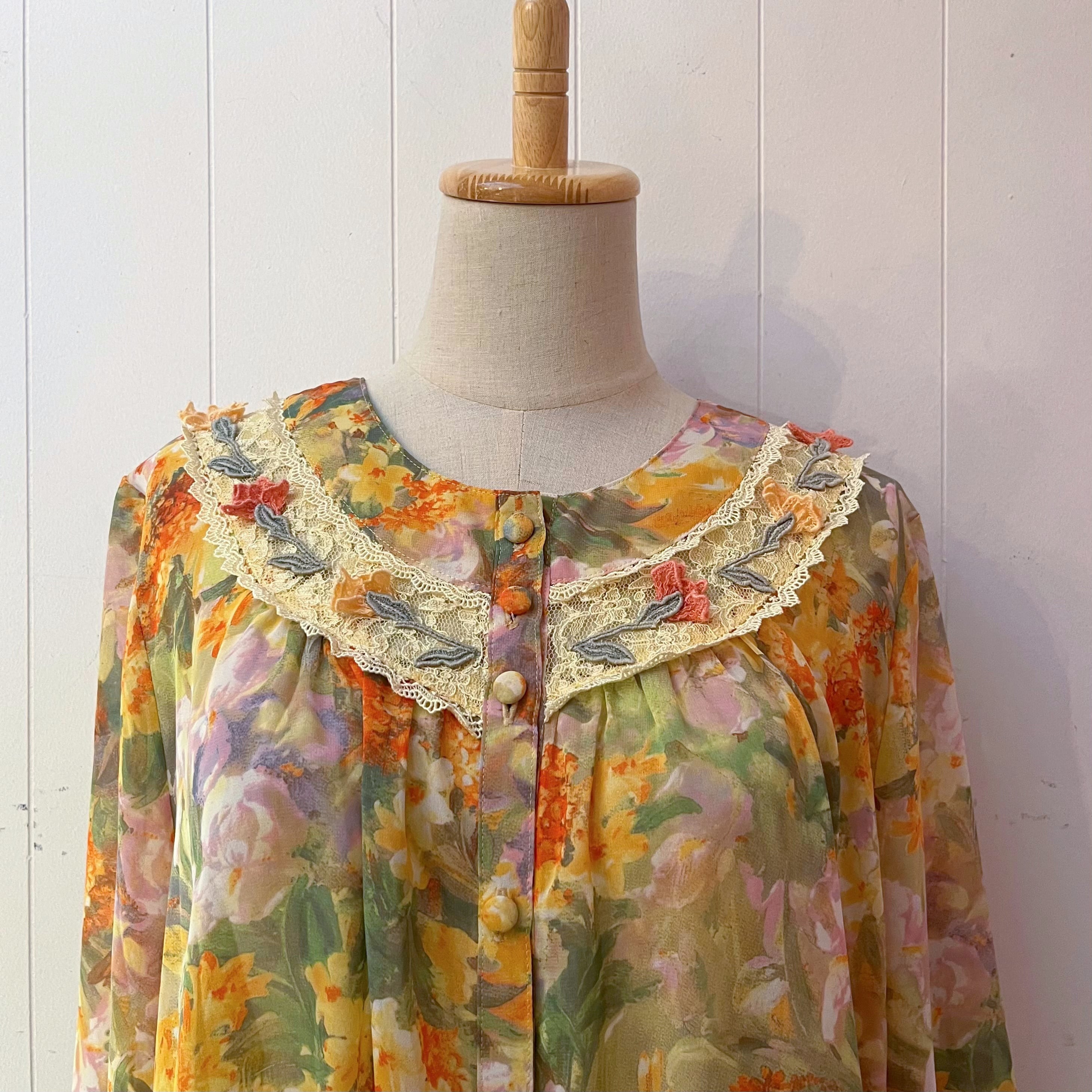 water flower lace blouse