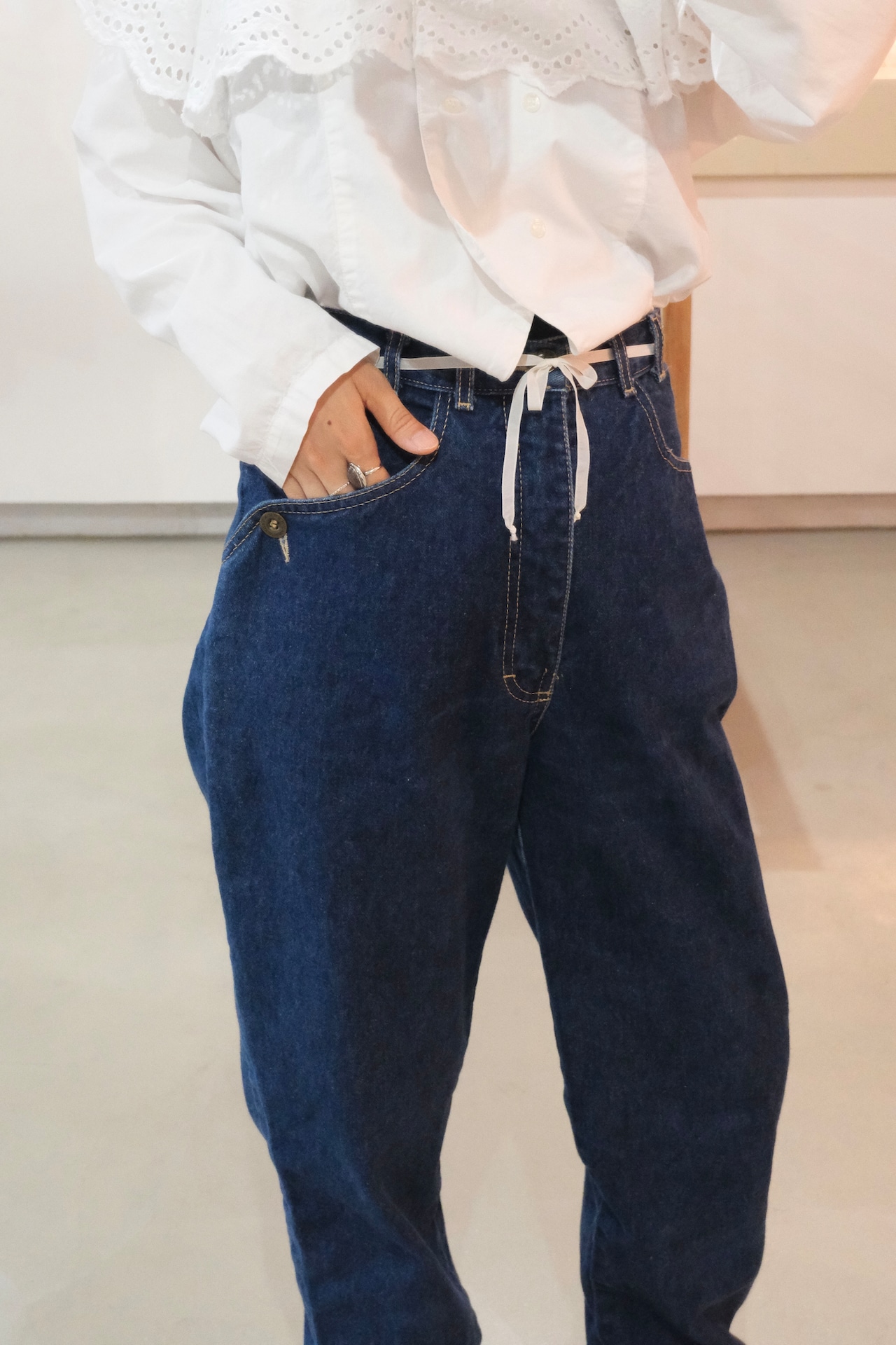 VERY NICE high waist tapered denim pants