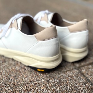 men's HAND MADE leatherスニーカー　Vibram sole　White