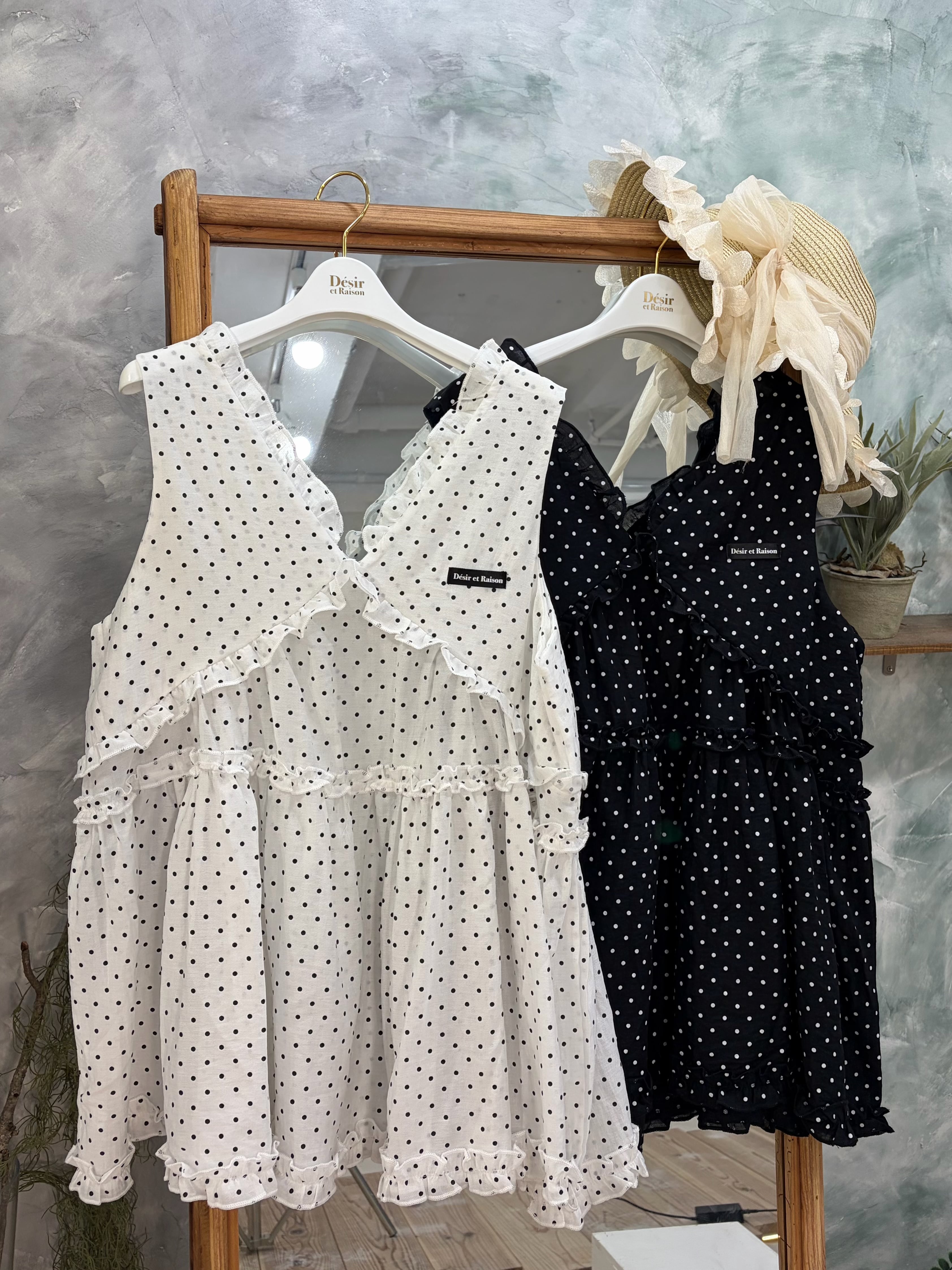 desir et raison ワンピース Dot Tiered Mini One-piece | Désir et Raison