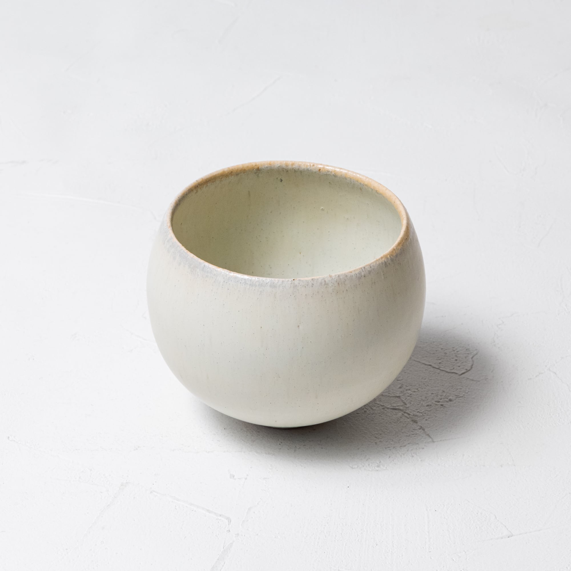 猪原朱乃 リムボウル 陶器深皿 2枚セット 猪原朱乃 リムボウル 陶器深皿 2枚セット 猪原 朱乃］21.カップ／S（