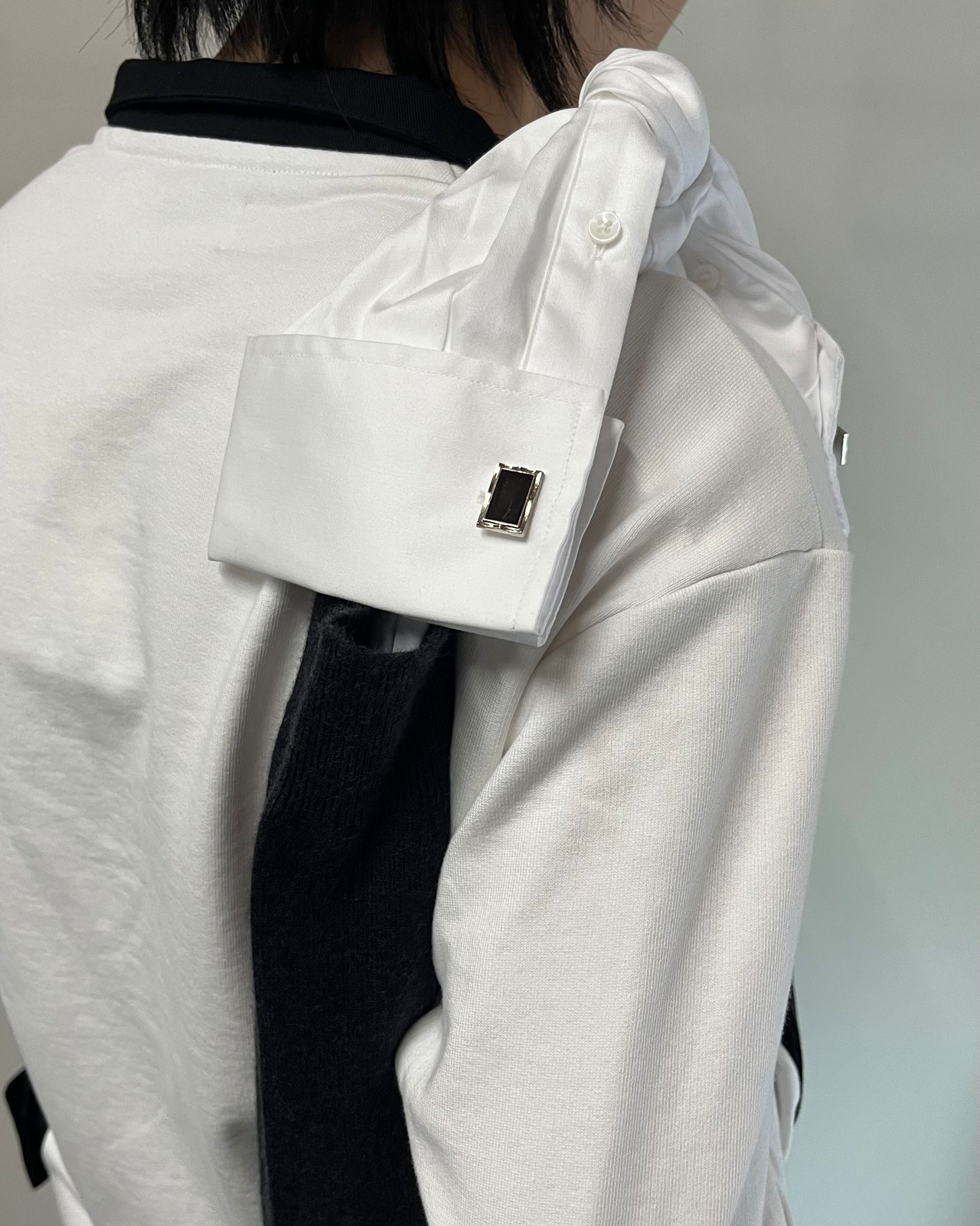 【26/AW Oscar Ouyang】upcycled white shirt with wool jumper bow tie strap bag