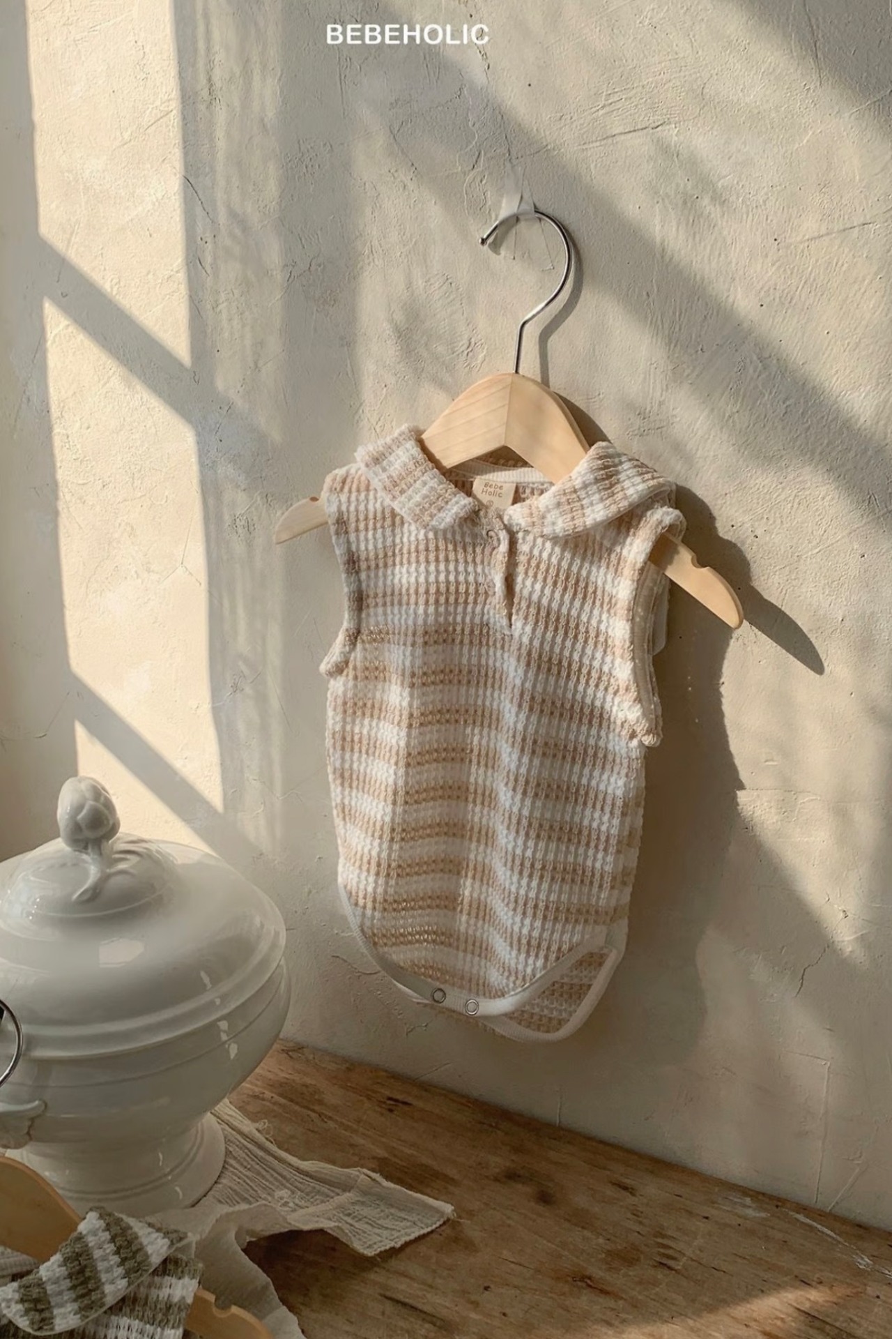 【bebeholic】ストライプセーラースーツ ベージュ（55~85cm） - 1