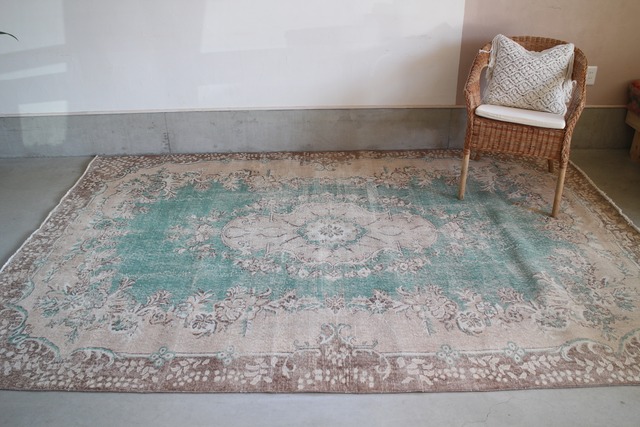 Turkish rug  No340　300×202cm