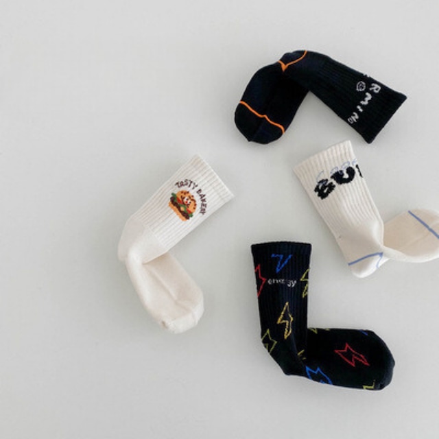 【即納】ハンバーガーとカミナリモチーフのクルーソックス 4足セット