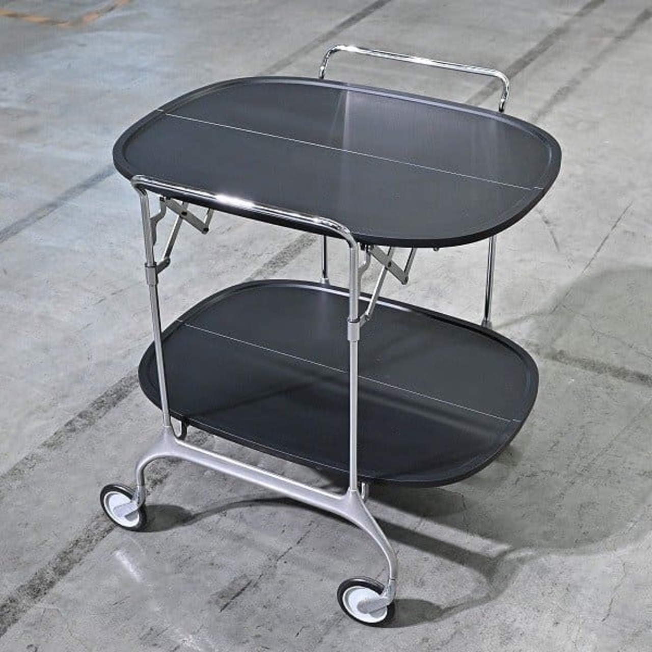 イタリア製 Kartell 14万「GASTONE/ガストーネ」ワゴン アントニオ・チッテリオ キャスター 折りたたみ式 オフィス キッチン カルテル 【 中古家具/中古インテリア/USED家具ユーズド家具/リサイクル】