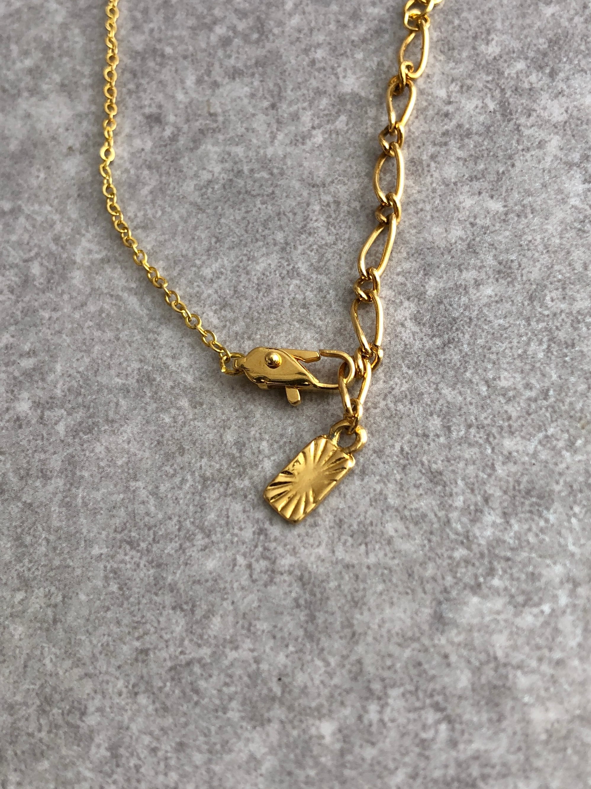 Yves Saint Laurent イヴ・サンローラン ネックレス ゴールド YSL