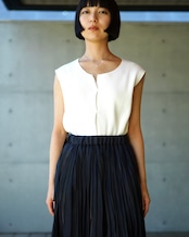 METHO - Through fit No sleeves : Whit:short