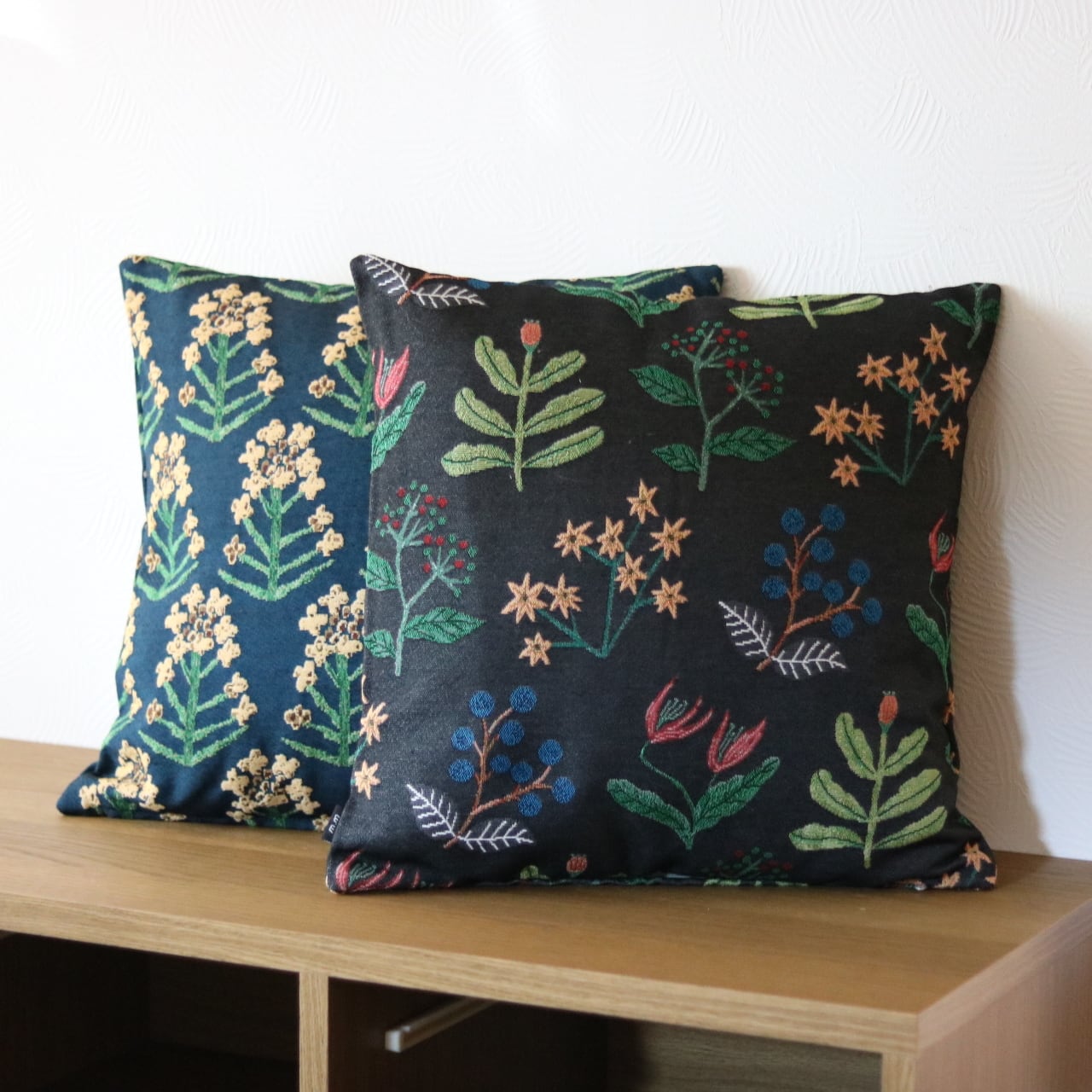 松尾ミユキ クッションカバー