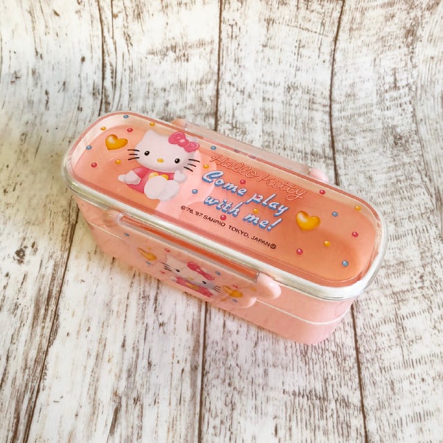 サンリオハローキティランチケースセットなど平成レトロ1997年