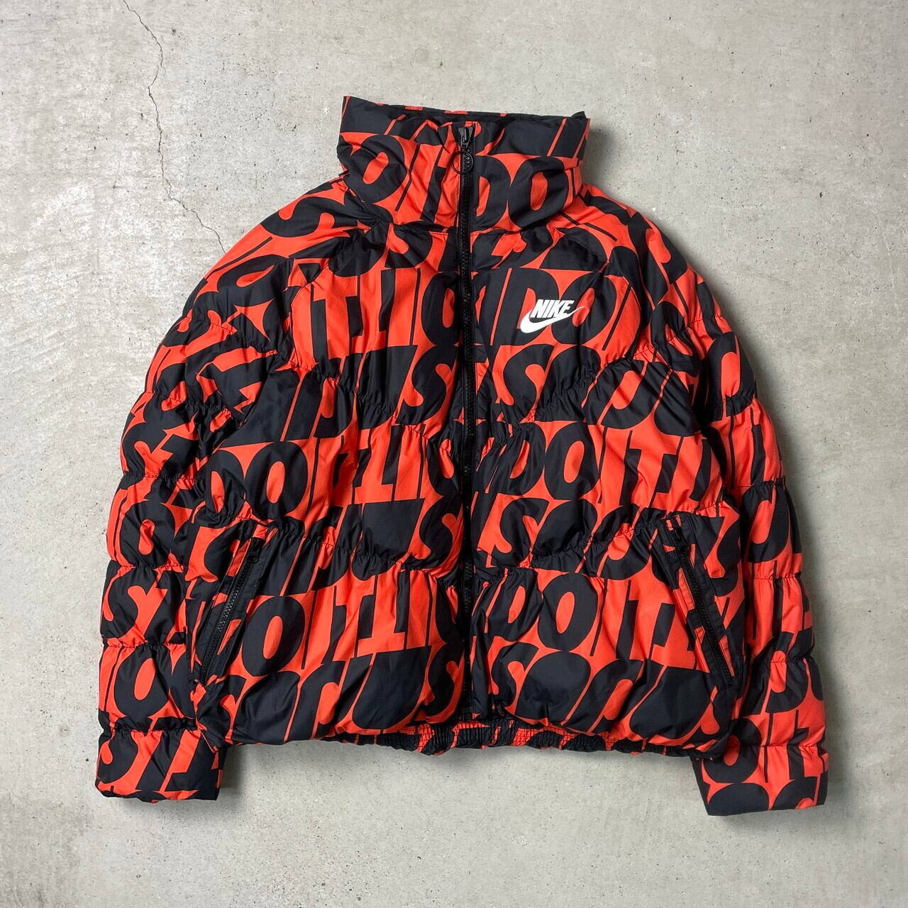 NIKE ナイキ シンセティックダウンフィルジャケット 総柄 ショート丈 