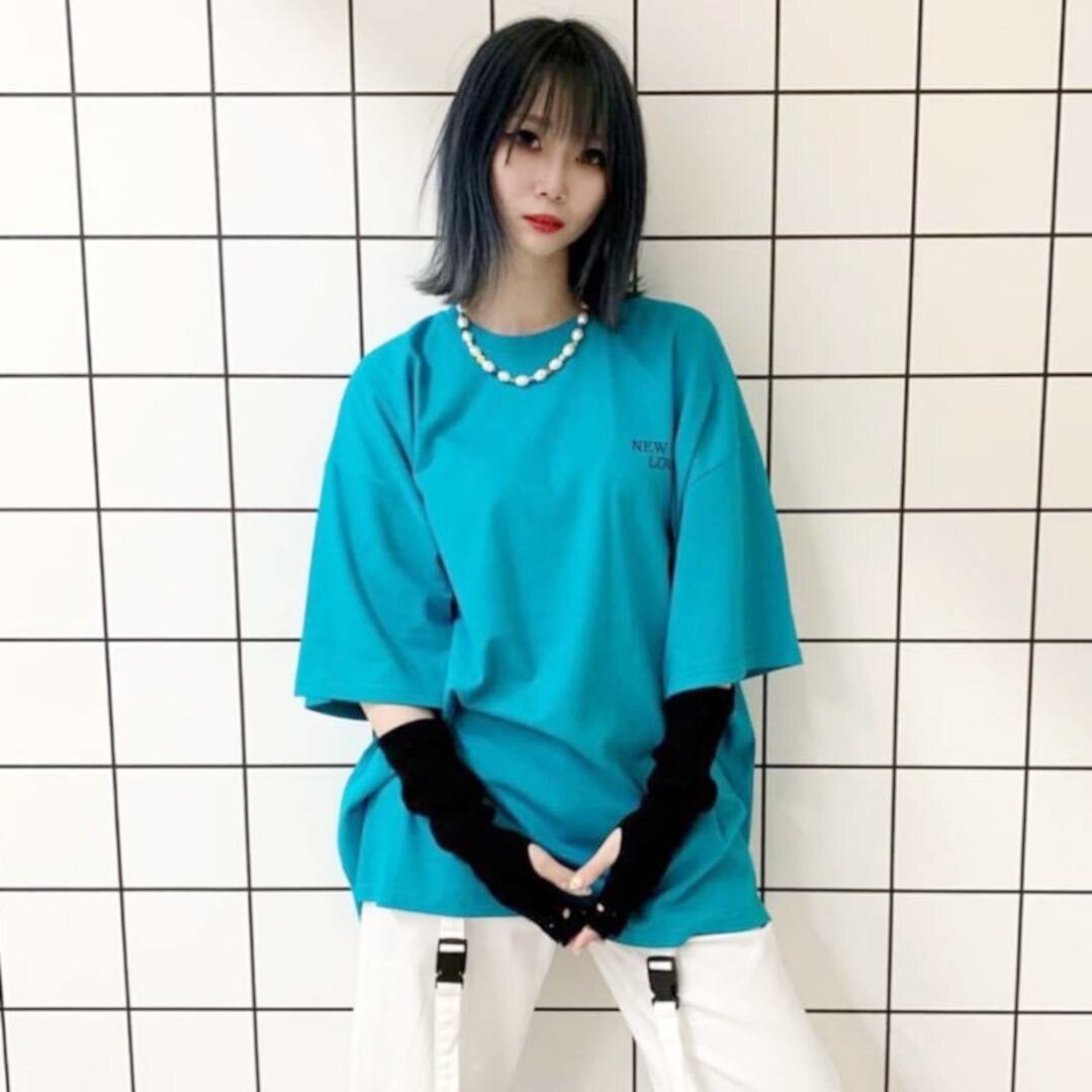 50%OFF】手書き風グラフィック BIG Tシャツ | VOLCAN&APHRODITE