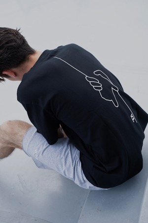 Hands Tee/Black