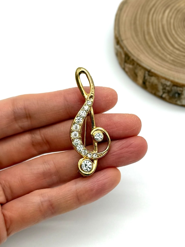 Vintage brooch | ♭17 | 心踊る ト音記号の ヴィンテージブローチ