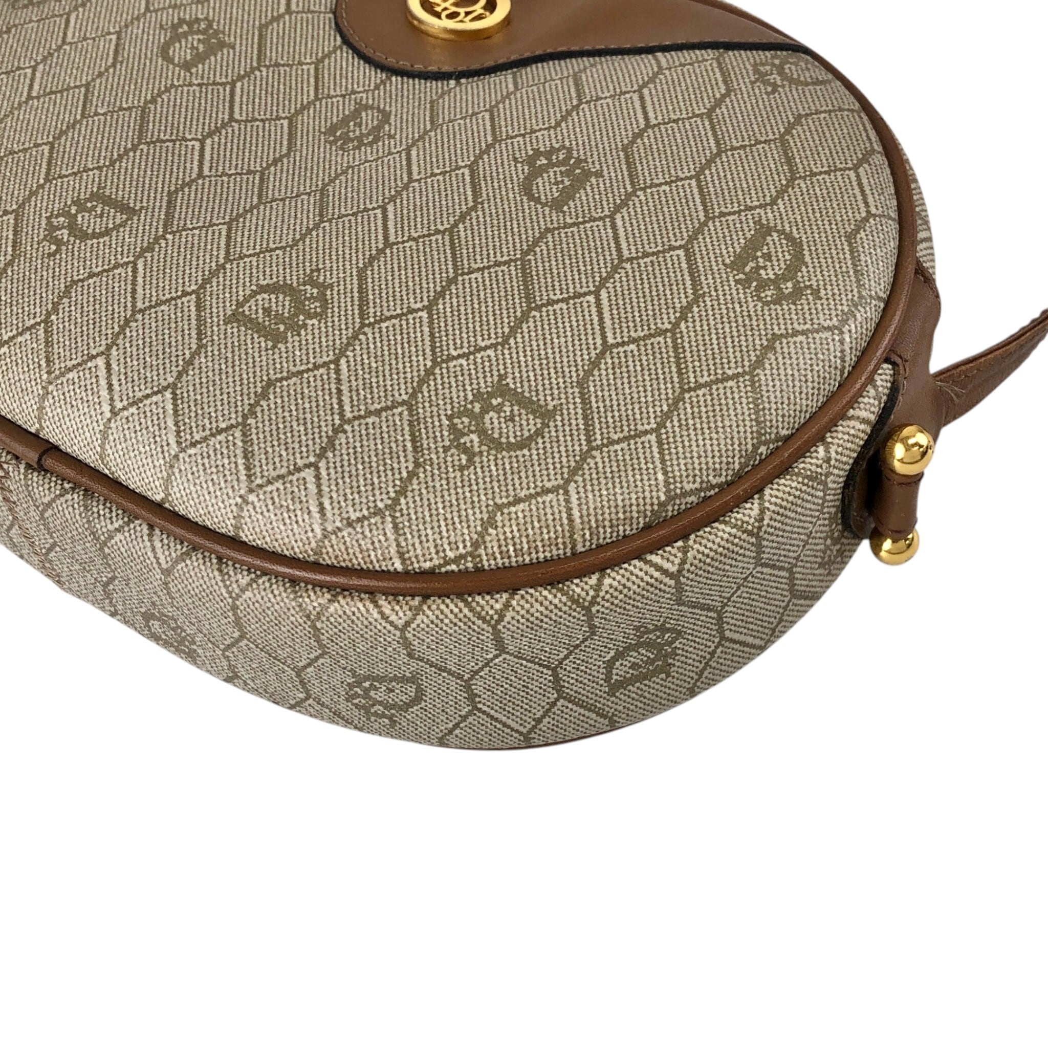 Christian Dior クリスチャン ディオール ハニカム ショルダーバッグ