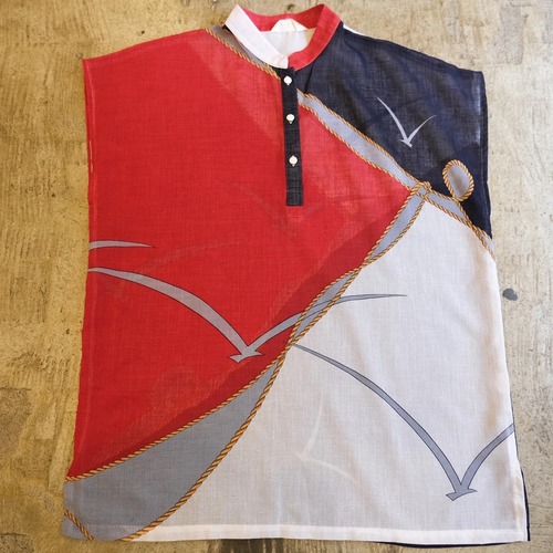 飛び立つカモメ ブラウス