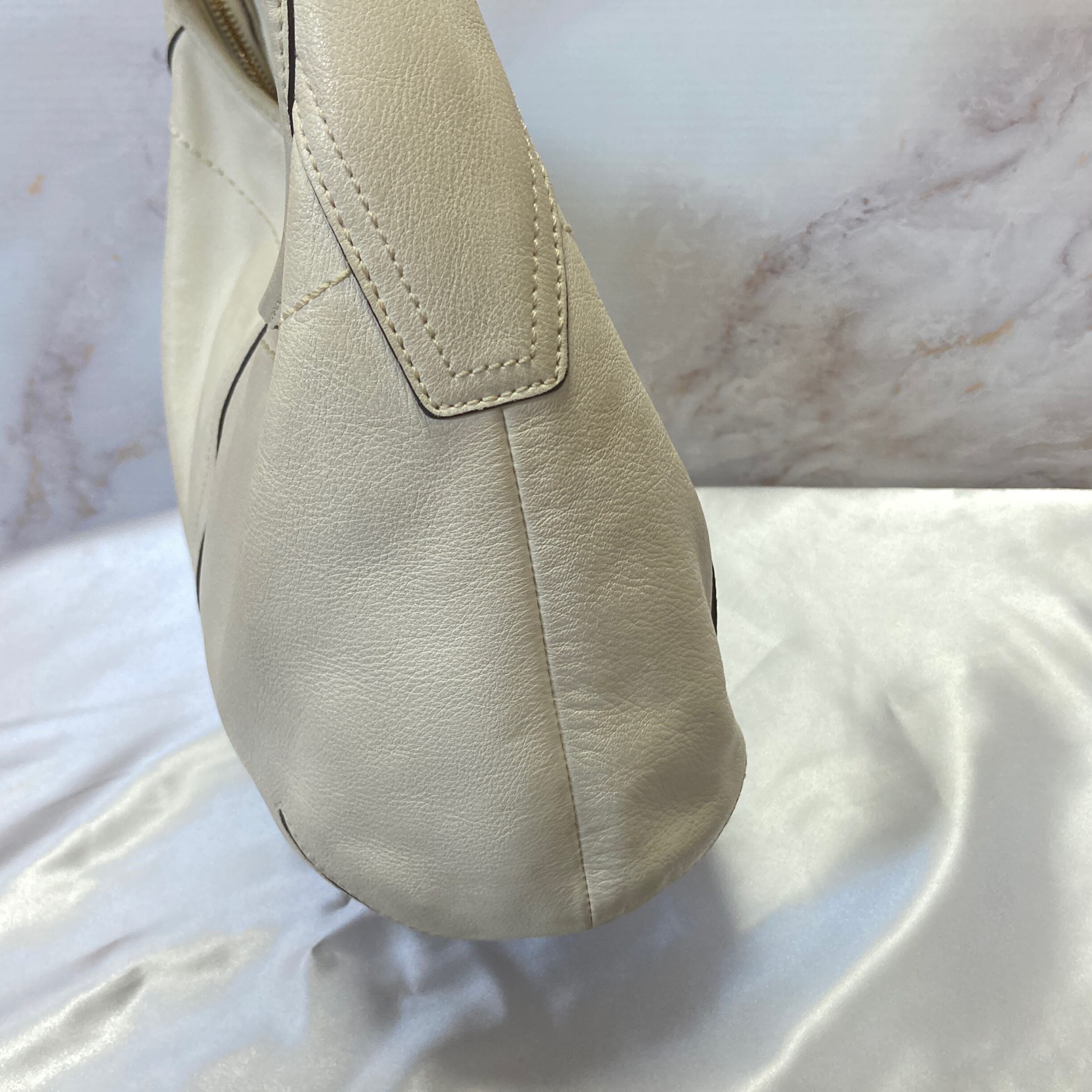 coach】ホワイトレザー ハンドバッグ ワンショルダー A0793 coach】ホワイトレザー ハンドバッグ ワンショルダー A0793