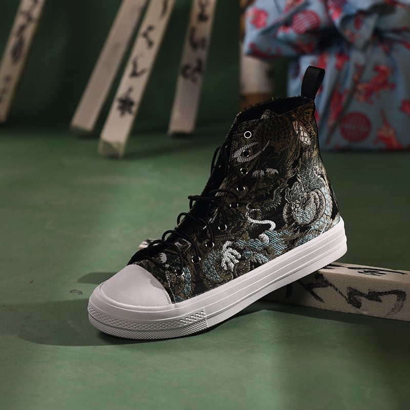 如旧シリーズ 刺繍靴 メンズブーツ シューズ 龍 チャイナ風靴 カジュアル 合わせやすい 黒 サイズ39 44 Elegant