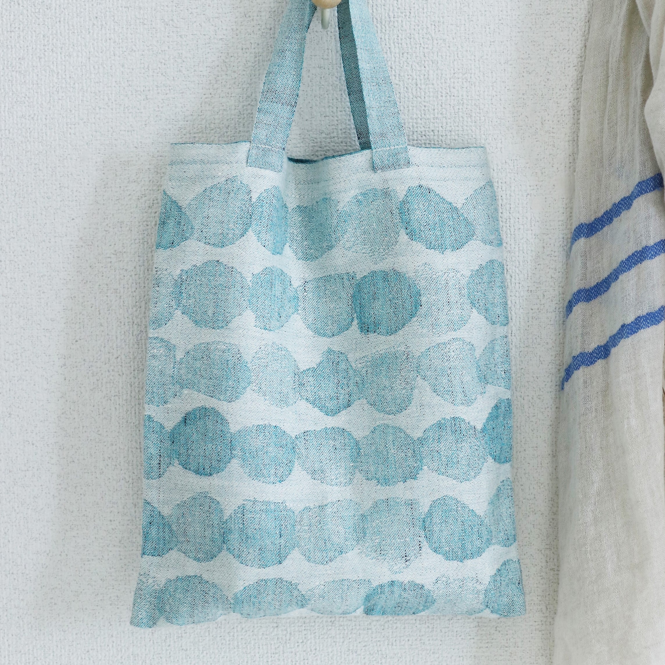 ONLINE限定】SADEKUURO バッグ / white-turquoise / 28×33cm ONLINE限定】SADEKUURO バッグ / white-turquoise / 28×33cm