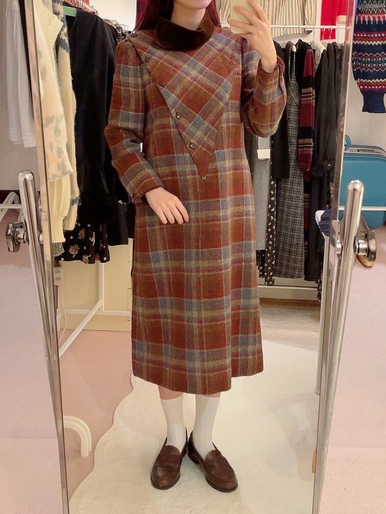 brown velours collar triangle check one-piece