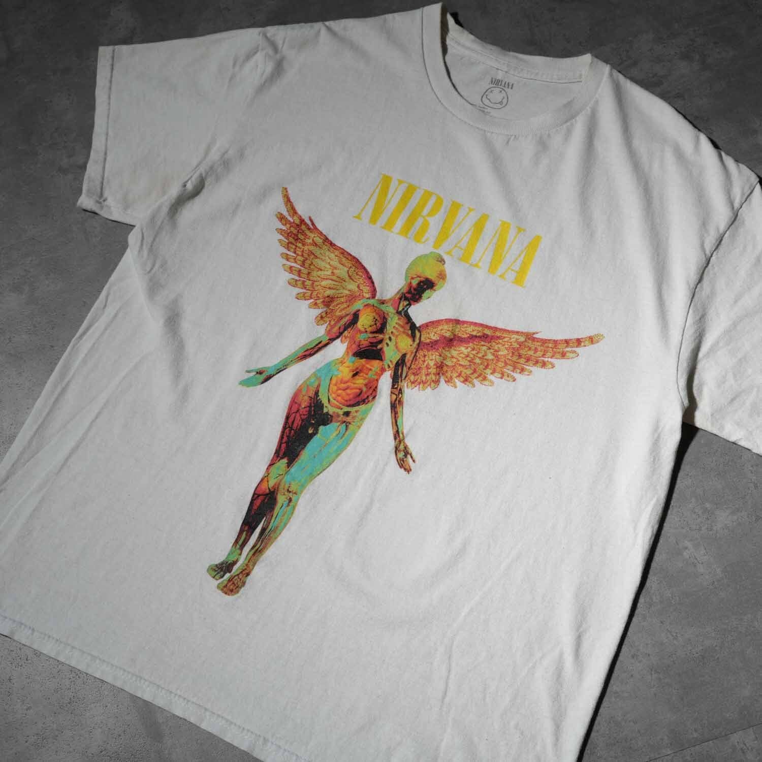 NIRVANA IN UTERO イン・ユーテロ ニルヴァーナ バンドTシャツ 公式