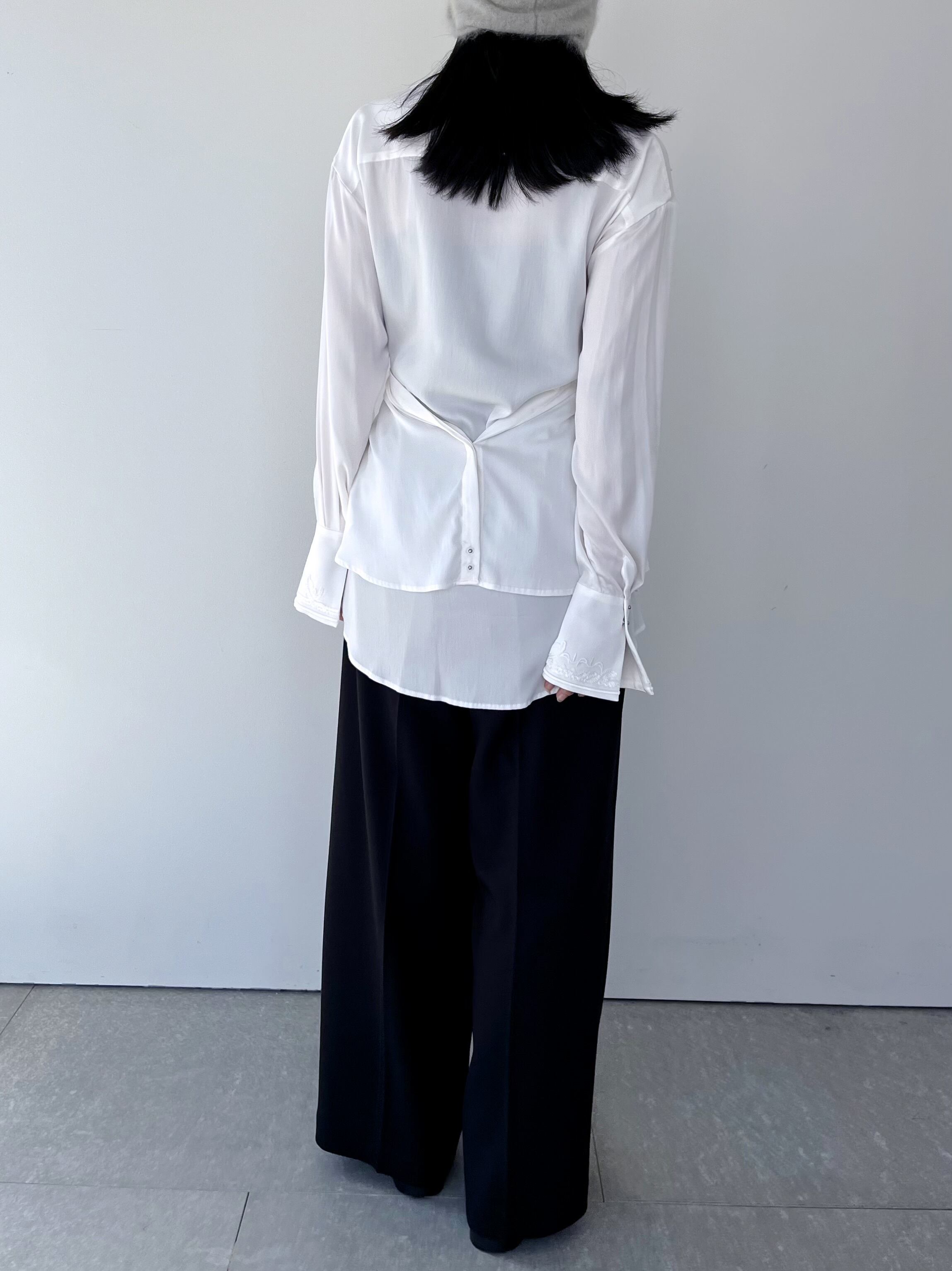 ミューラル　Framed embroidery wrap shirt　24AW MURRAL Framed embroidery wrap shirt | KOKO