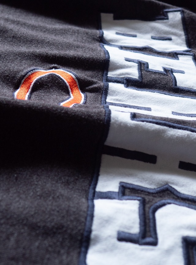 "NFL TEAM APPAREL" used Chicago Bears t-shirt