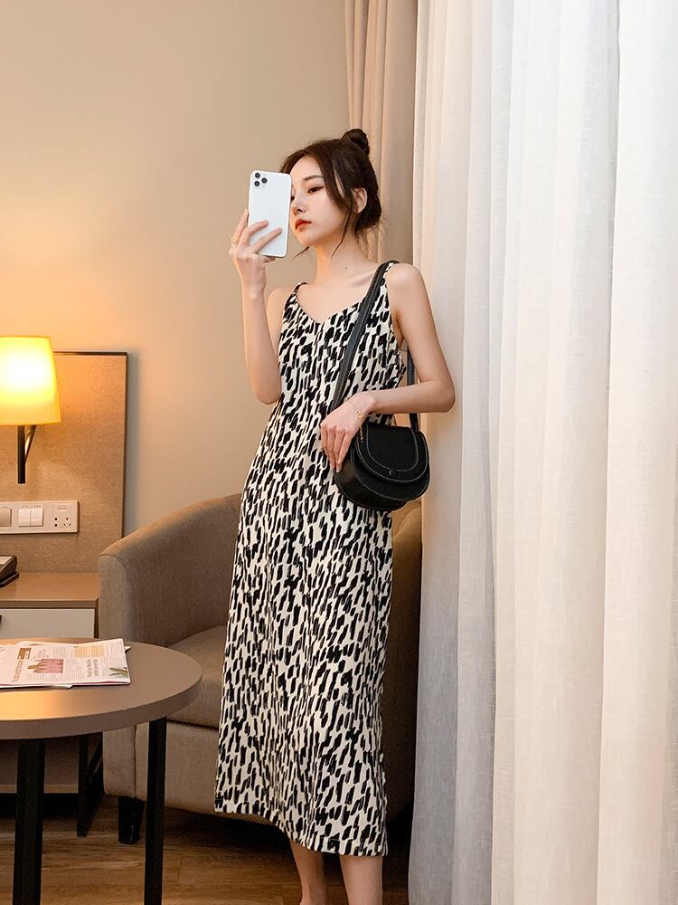 【新作】【送料無料】 2023 夏の新しい甘い和風新鮮なホットガールサスペンダースカート女性スーパー妖精学生スリムリトルドレス 0269301308456