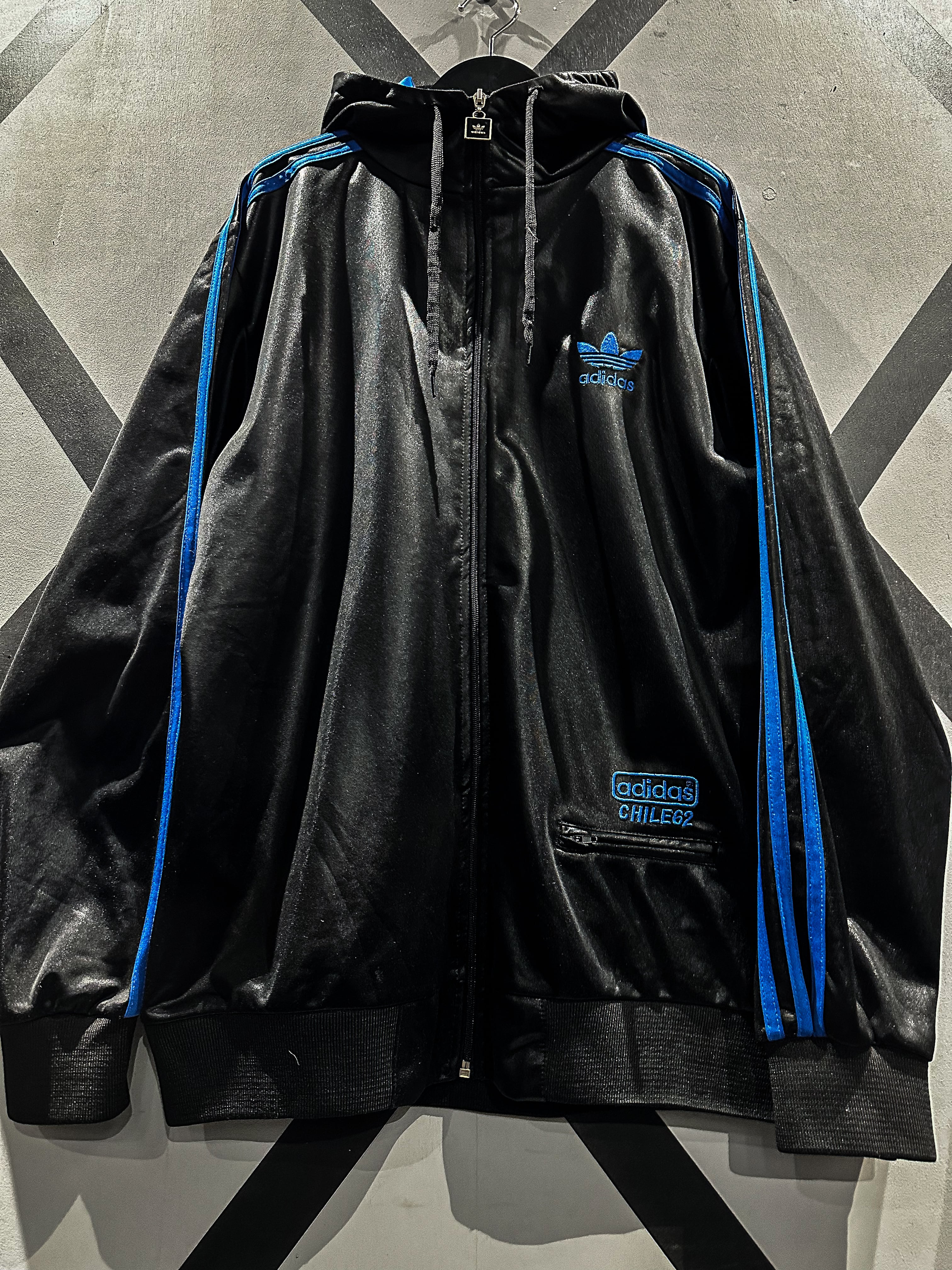 X VINTAGE】