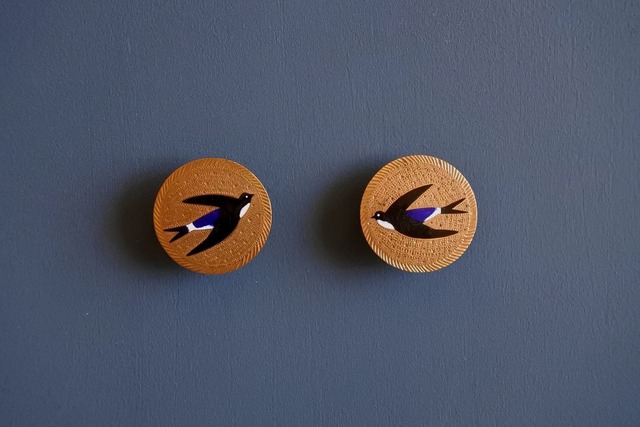 C.1900  Brass and Enamel Swallow 2 Stud Buttons 