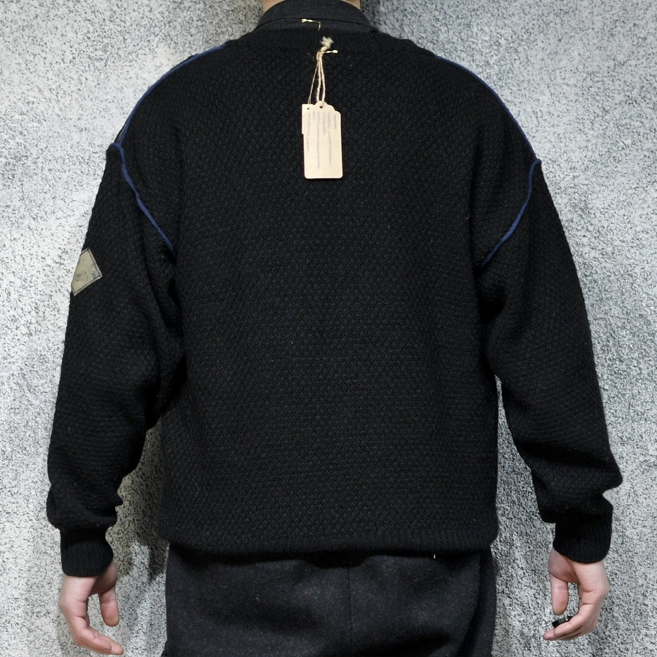 switching leather knit