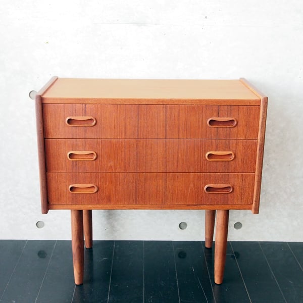 vintageチェスト 北欧の3段チェスト ヴィンテージ｜アンバーデザイン