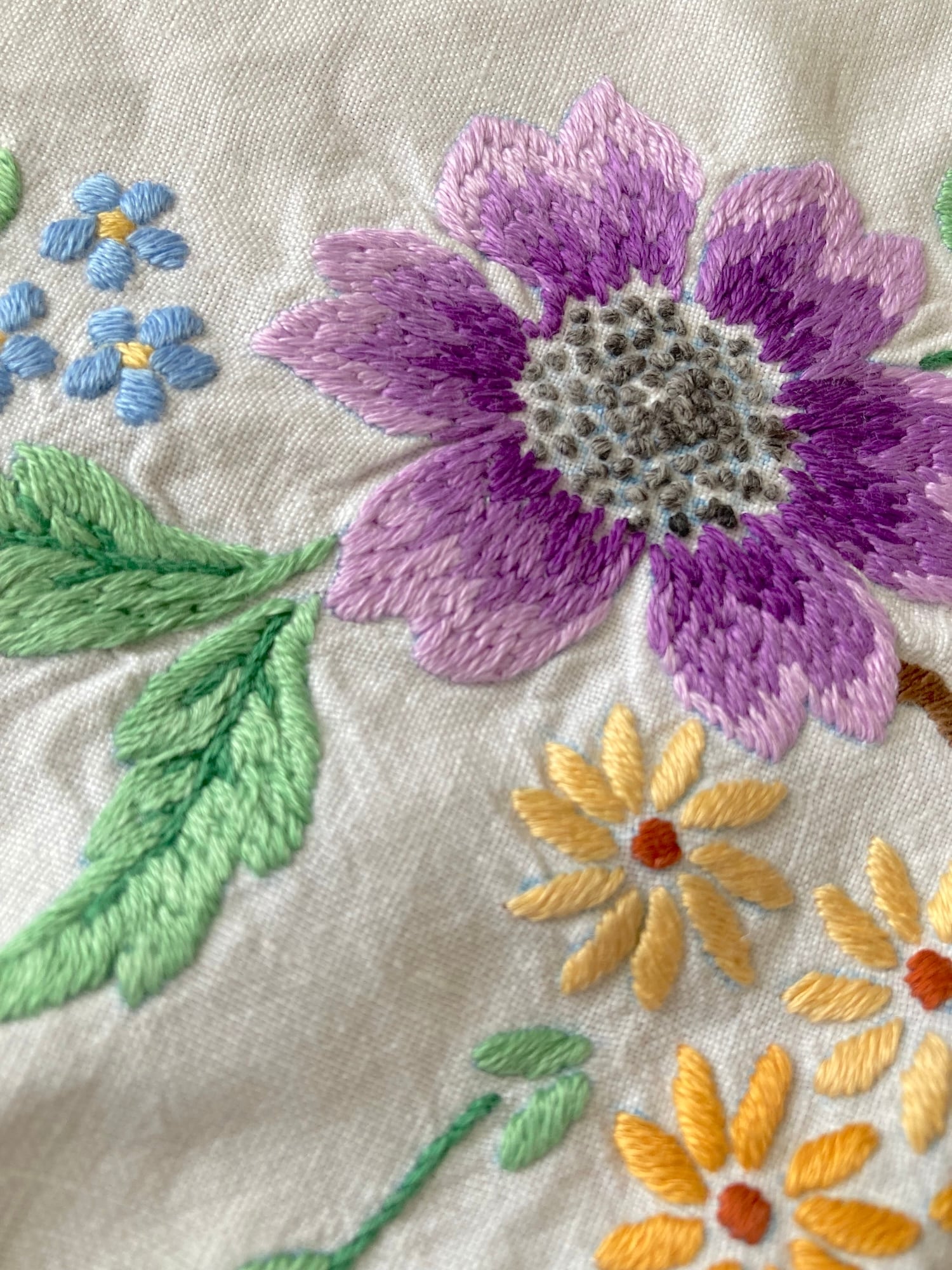 ヴィンテージ ハンドステッチ 刺繍 スカラップ テーブルクロス
