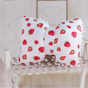 【お取り寄せ商品】strawberry interior  クッション