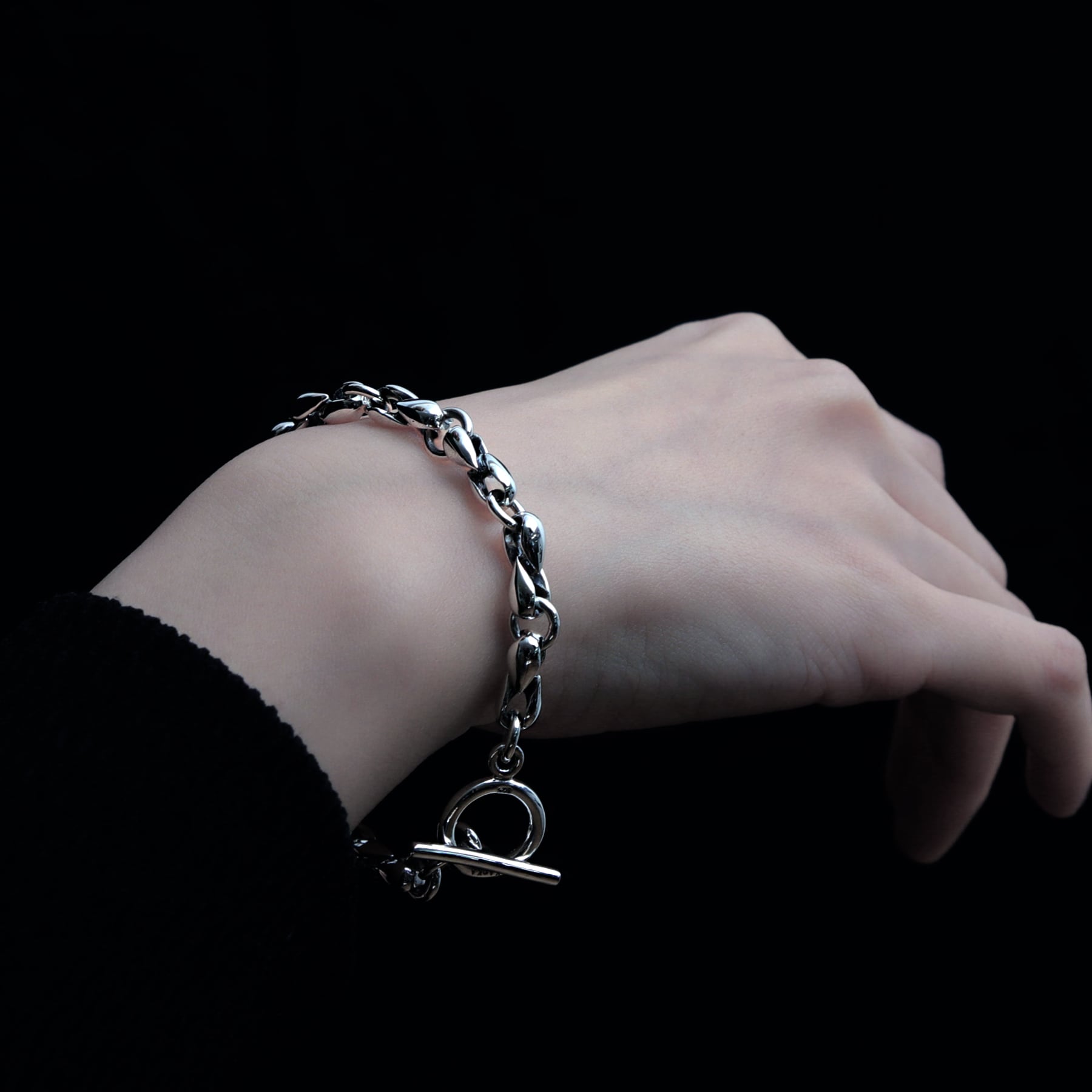 YArKA / ヤーカ　lily motif parts S bracelet lily motif parts S bracelet [DB4S] / Y2312GUB5237 | YArKA official