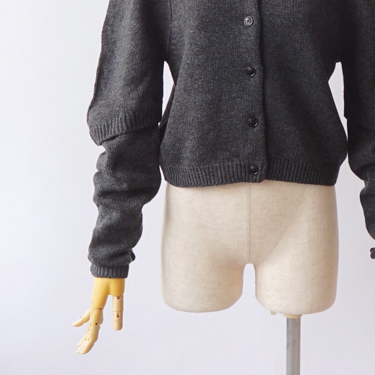 【未使用】25AW ジェーンスミス　カーディガン 未使用】25AW ジェーンスミス カーディガン 7G KEY KNIT