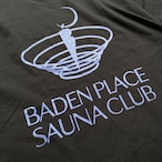 BADEN PLACE×RSB SAUNA CLUB S/S Tee BLACK