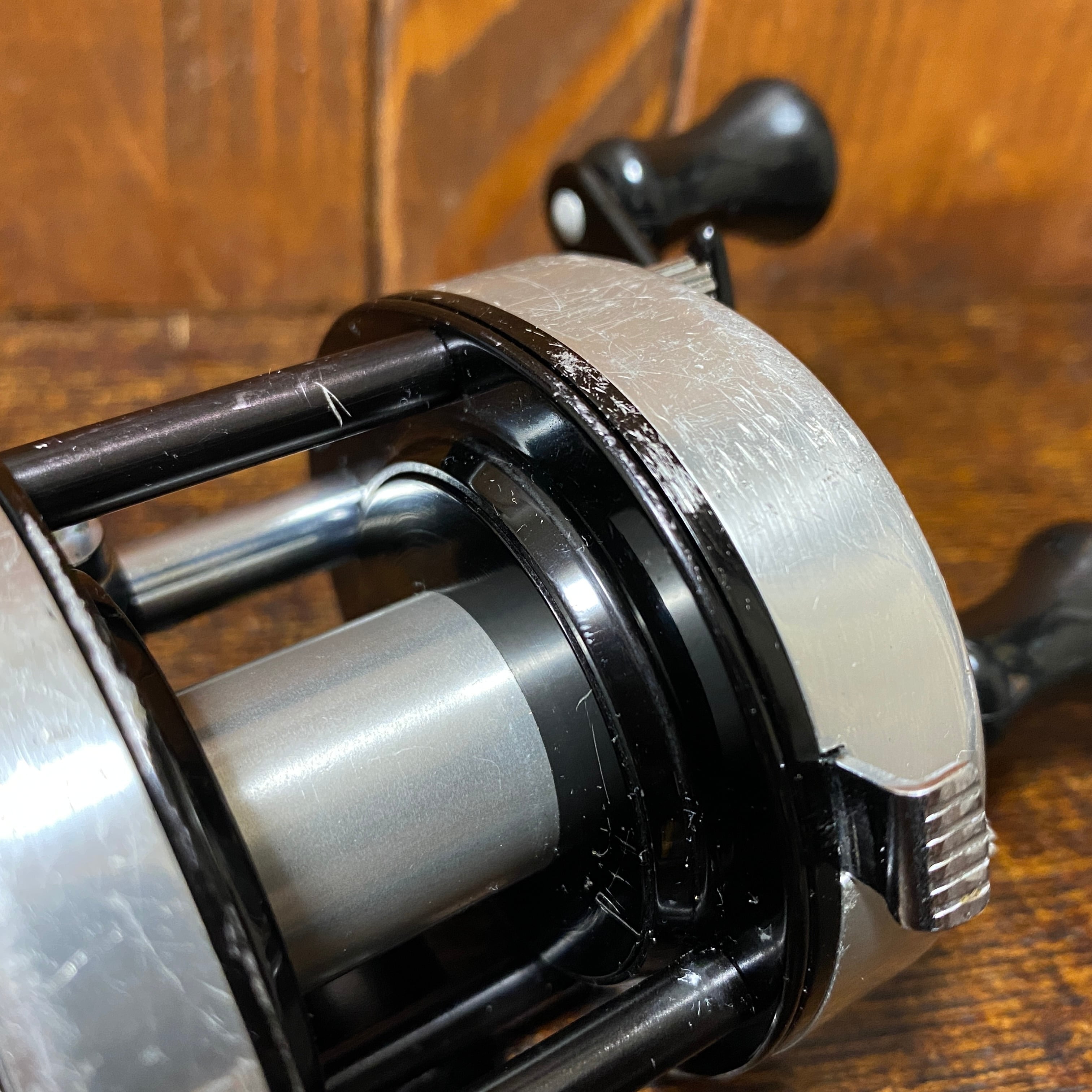 Pflueger 2600 model DB [4055] | Tackleshop GTA