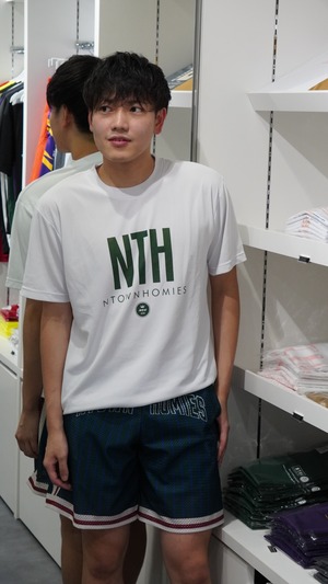 NTH-TEE(DRY) ”color-shifting“ color Deep green⇨Yellow